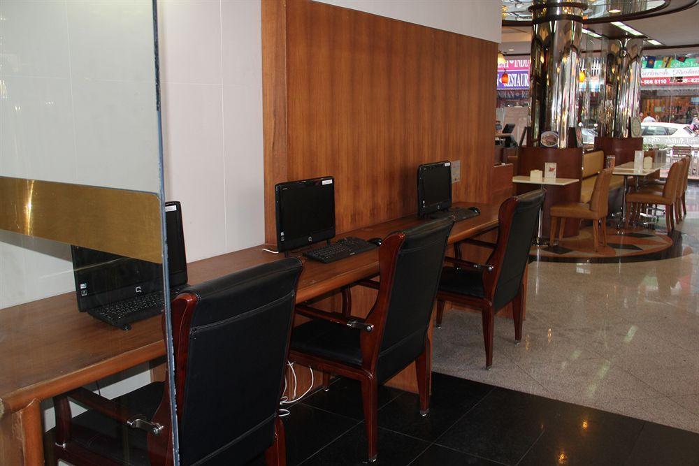 The Privi Suites Pattaya Bagian luar foto