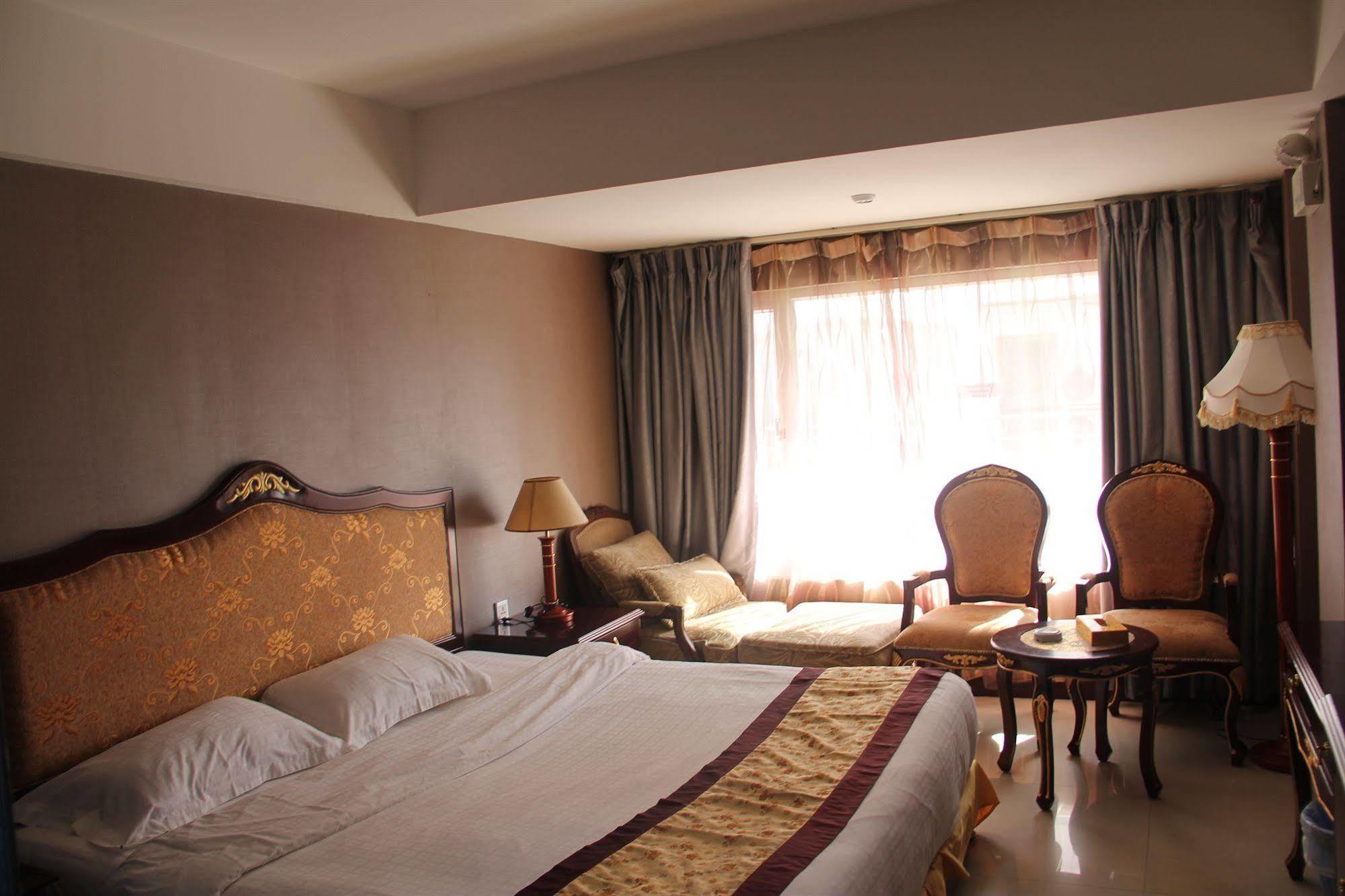 The Privi Suites Pattaya Bagian luar foto