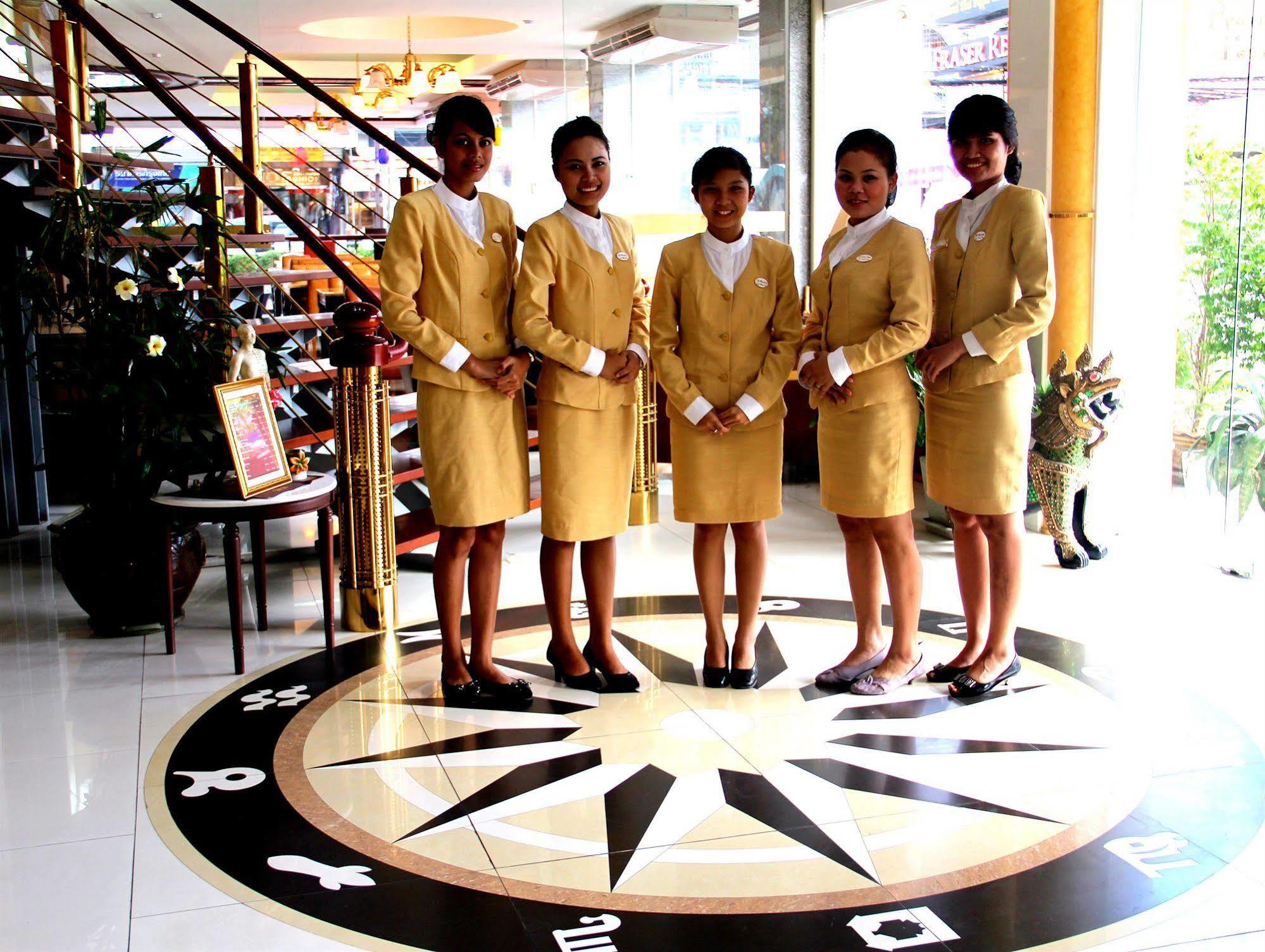 The Privi Suites Pattaya Bagian luar foto